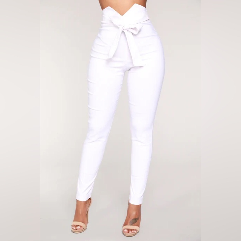 Fashion Nova High-Waisted White Skinny Pants